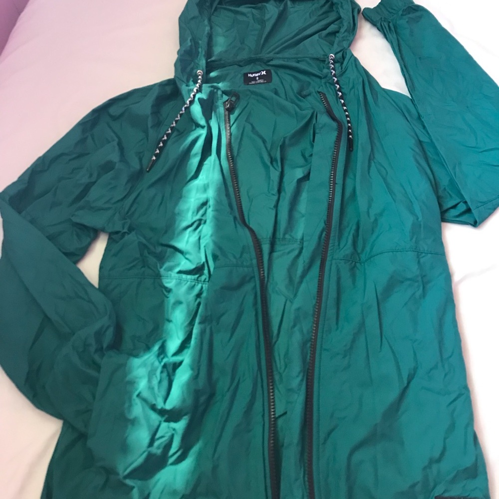 Turquoise wind breaker